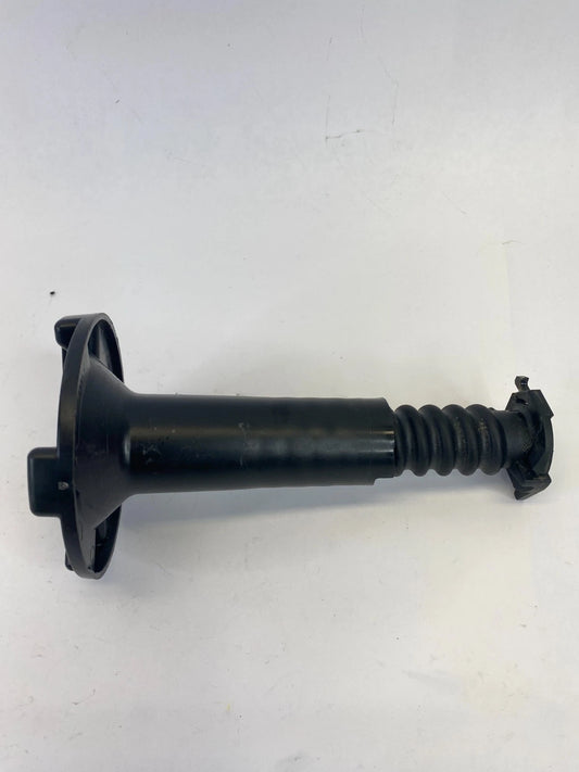 2010-2015 MERCEDES-BENZ SPARE TIRE HOLD DOWN SCREE RETAINER A2048981814 OEM