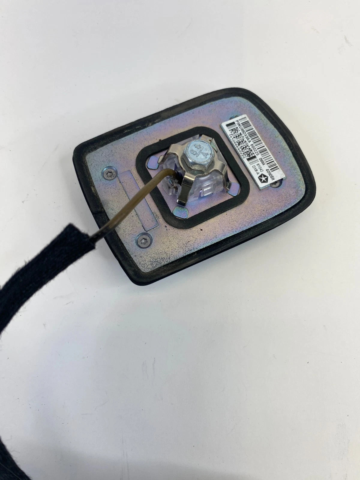 2015-2017 CHRYSLER 200 ROOF MOUNTED SATELLITE RADIO GPS ANTENNA 5NU66DX8AA OEM