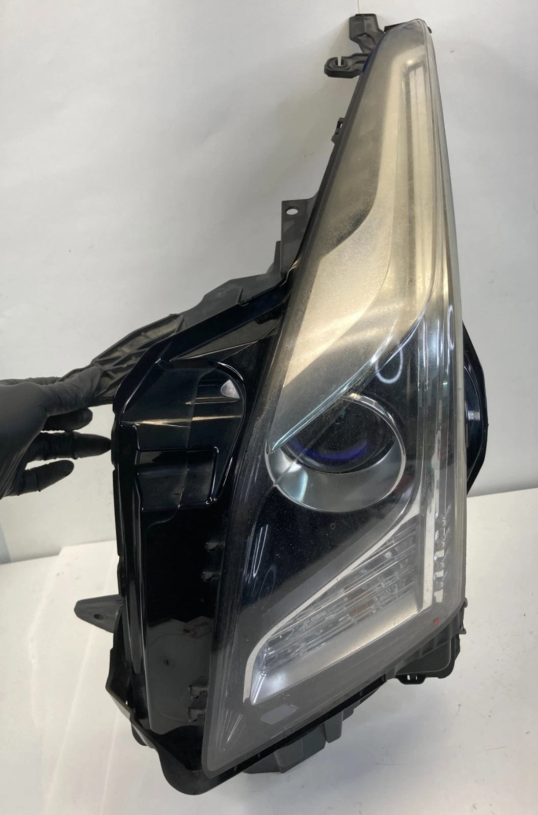 2013-2019 CADILLAC ATS FRONT LEFT DRIVER HEADLIGHT HEADLAMP HALOGEN 23180169