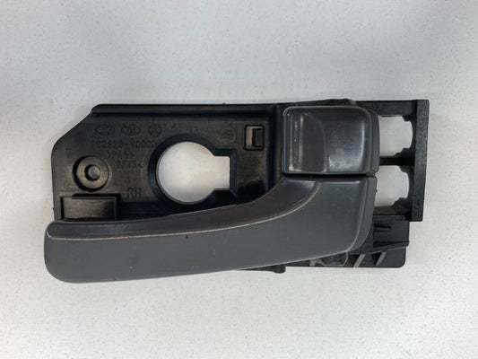 2007-2010 KIA SEDAN FRONT INNER RIGHT DOOR HANDLE FR RH 82623-VQ000 OEM