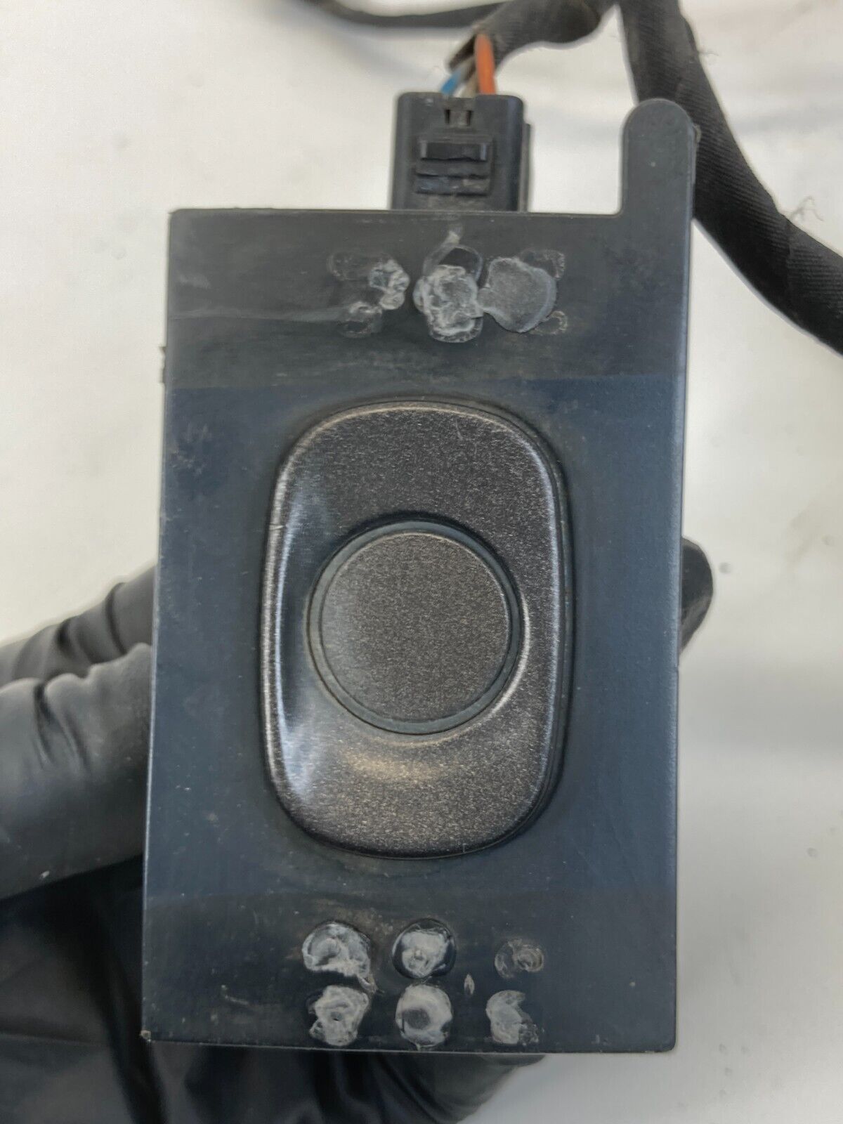 2008-2012 Buick Enclave Reverse Parking Sensor Retainer Pair Set 15221088 OEM