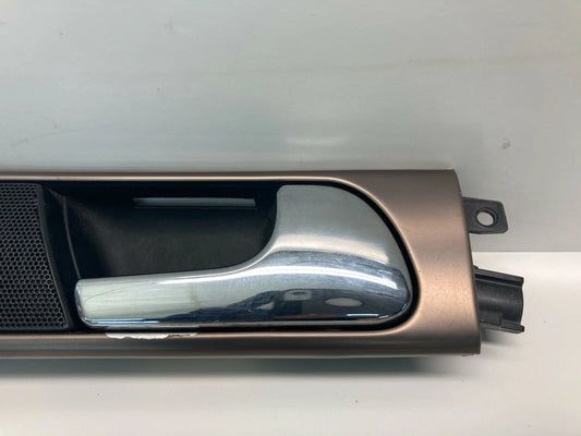 1998-2004 AUDI A6 REAR RIGHT INTERIOR DOOR HANDLE WITH TWEETER OEM 4B0-839-020