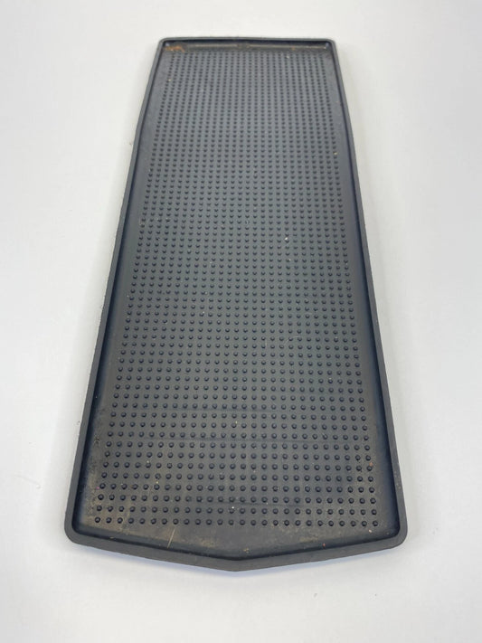2006 2007 06 07 SATURN VUE CENTER CONSOLE INTERIOR INSERT RUBBER MAT MER52685