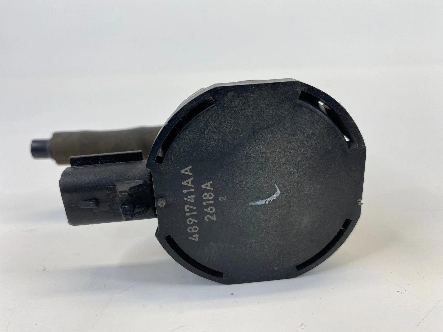 08-16 CHRYSLER TOWN & COUNTRY VACUUM PURGE SOLENOID FUEL VALVE VAPOR CANISTER