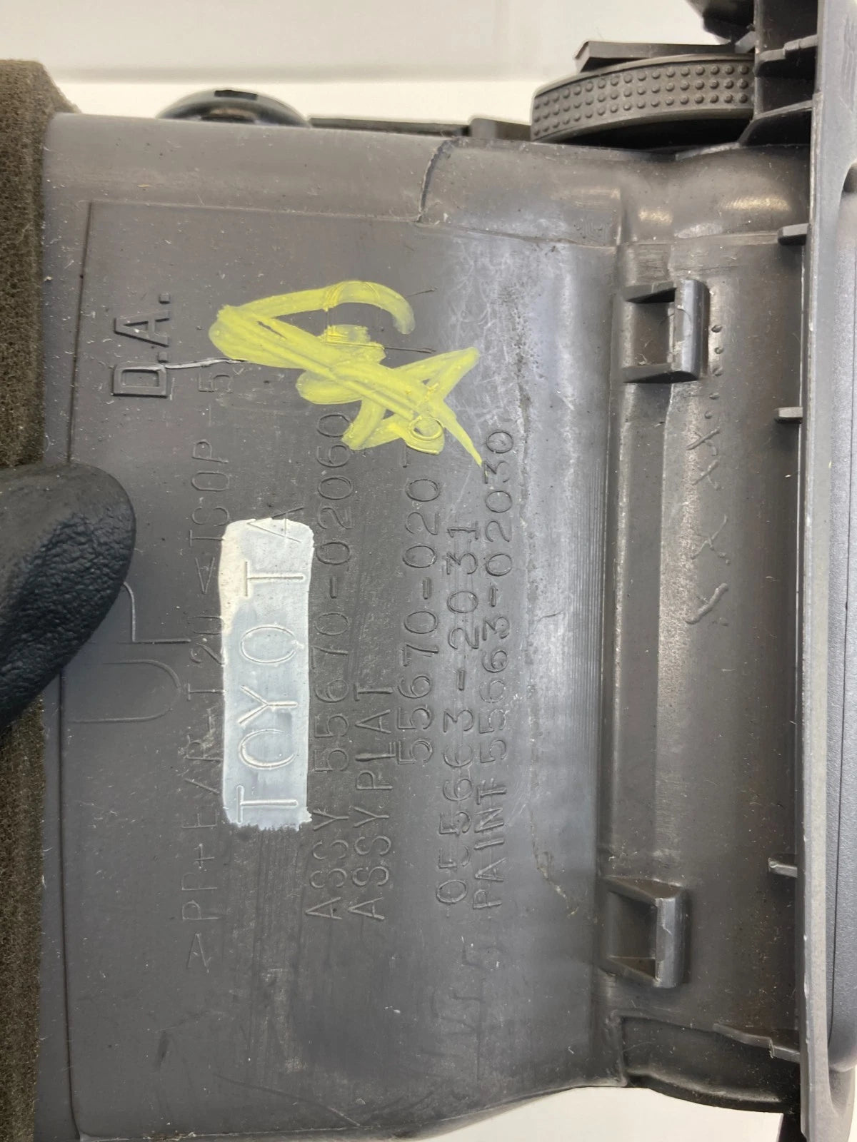 03-08 TOYOTA COROLLA DASH RIGHT AC AIR VENT OUTLET DUCT GRILLE 55670-02060 OEM