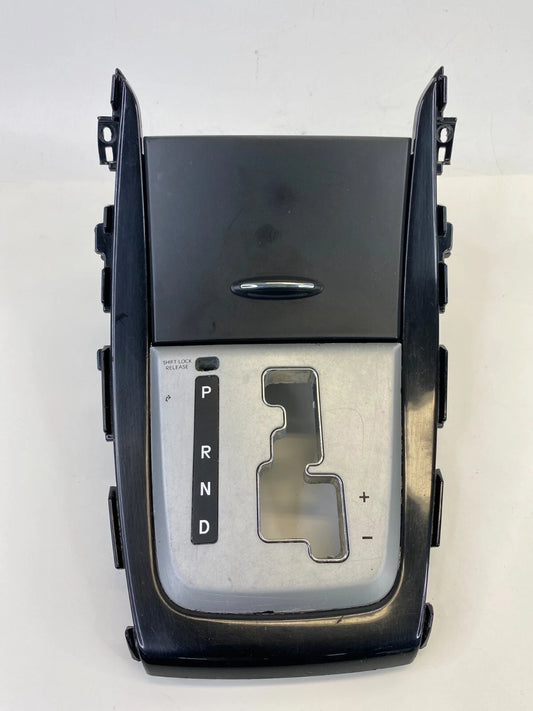 2011-2013 HYUNDAI ELANTRA AUTOMATIC SHIFTER TRIM BEZEL PANEL 84680-3X100 OEM
