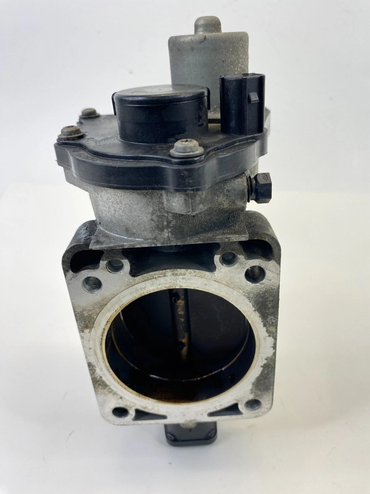 2010 2011 2012 FORD TAURUS 3.5L A/T THROTTLE BODY VALVE ASSEMBLY OEM