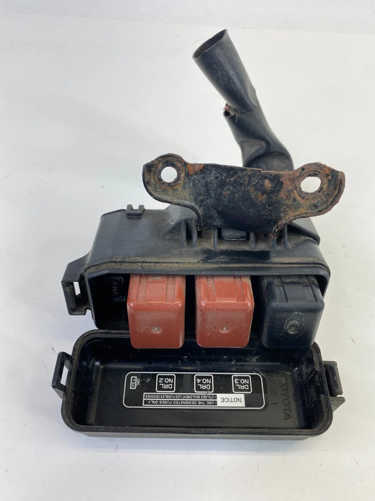 1999-2003 LEXUS RX300 3.0L ENGINE SMALL FUSE BOX RELAY PANEL OEM 9098704002