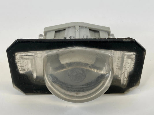2001-2011 HONDA CIVIC SEDAN REAR TRUNK LICENSE PLATE LIGHT LAMP HOUSING E44057