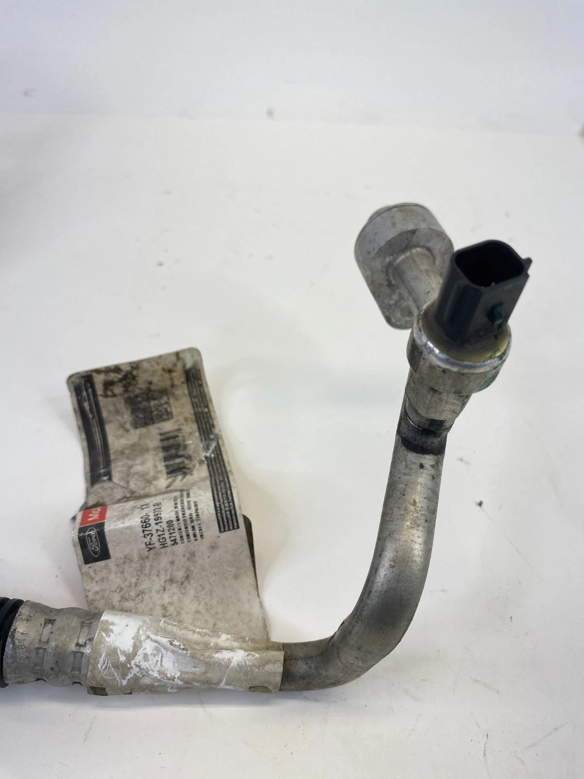 2013-2019 FORD POLICE INTERCEPTOR SEDAN A/C REFRIGERANT DISCHARGE HOSE LINE OEM