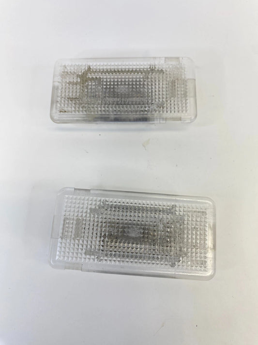 2001-2005 BMW 325I 325XI INNER GLOVE BOX COURTESY LAMP LIGHT PAIR 63318360588
