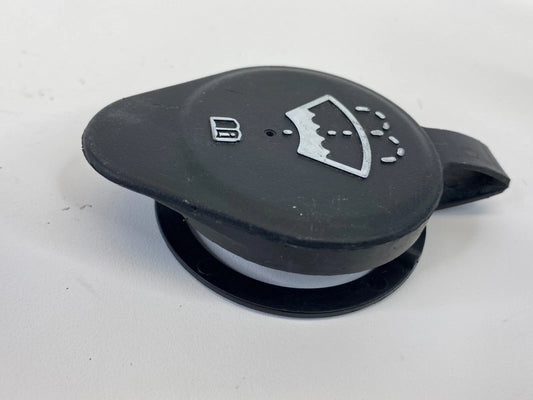 12-15 CHEVROLET CAPTIVA SPORT WINDSHIELD WIPER WASHER FLUID RESERVOIR CAP OEM