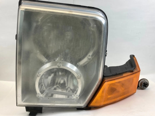 2006-2010 JEEP COMMANDER LEFT DRIVER SIDE HEADLIGHT HEADLAMP LH HALOGEN