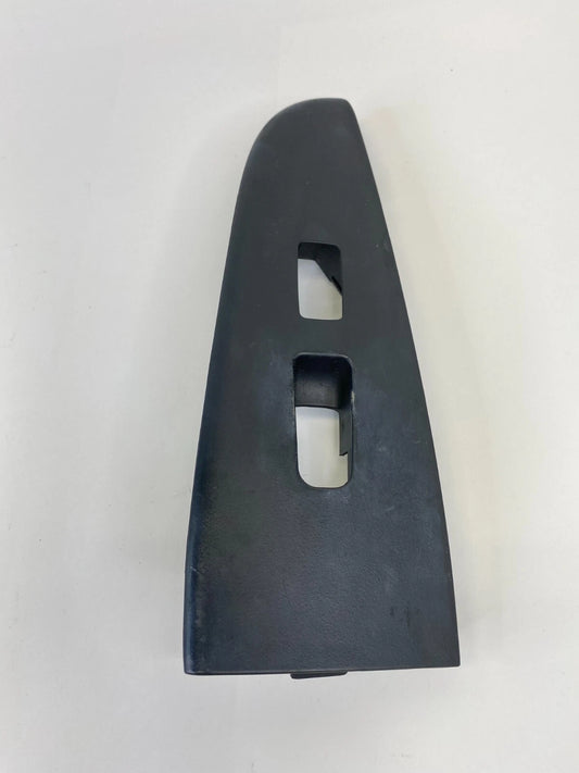 2007-2010 HYUNDAI ELANTRA FRONT RIGHT DOOR WINDOW SWITCH TRIM COVER 93575-2H200