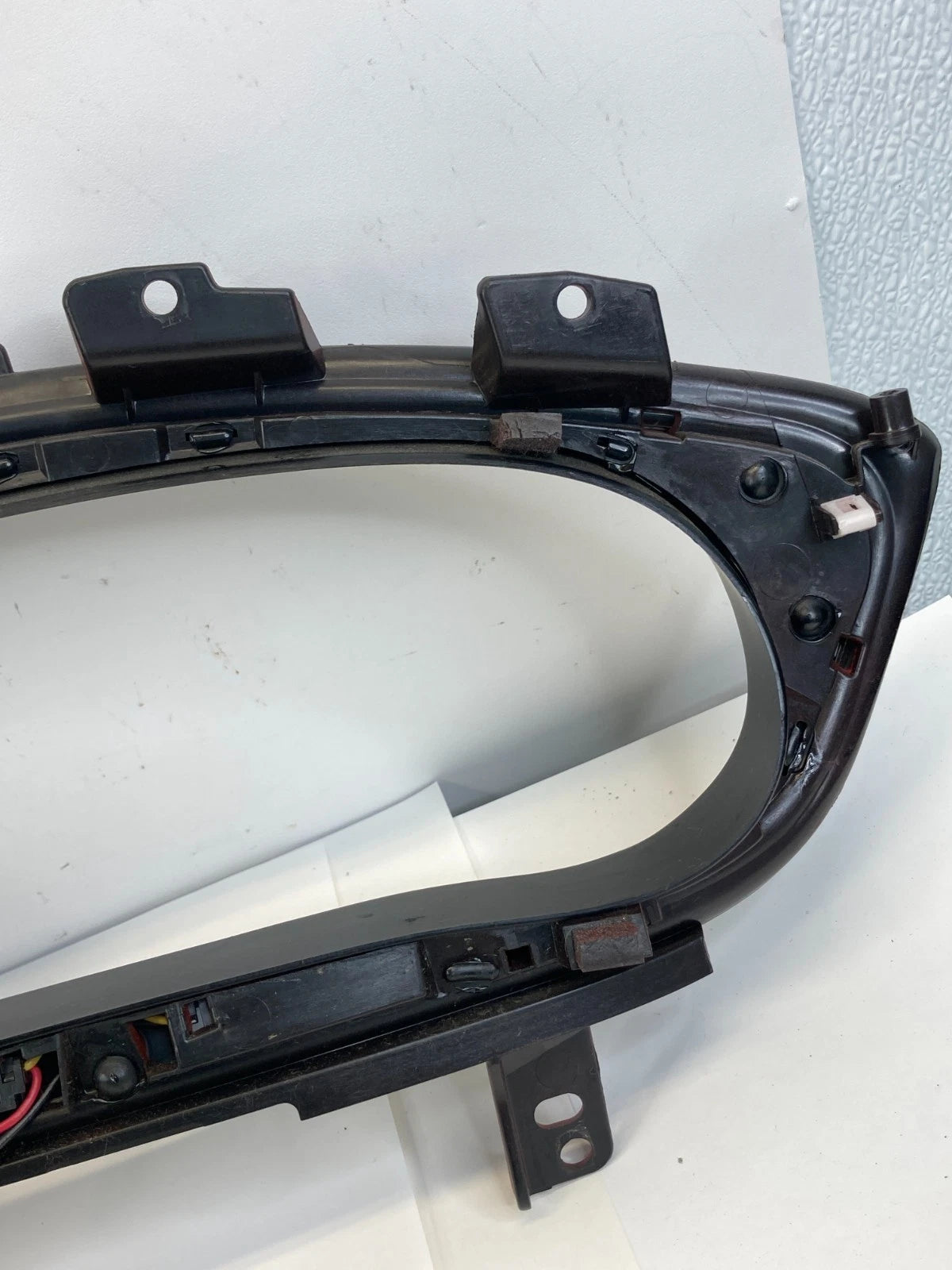 2013-2016 DODGE DART SPEEDOMETER INSTRUMENT CLUSTER BEZEL TRIM PANEL W/AIR VENT