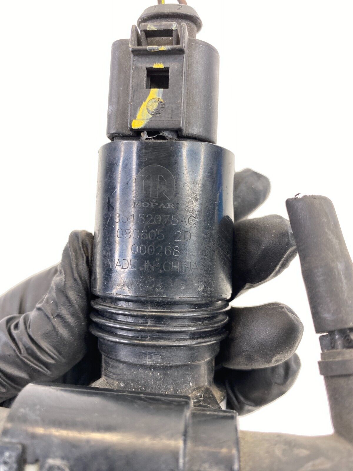 2007-2012 Dodge Caliber Windshield Washer Wiper Fluid Pump 05152075AC OEM