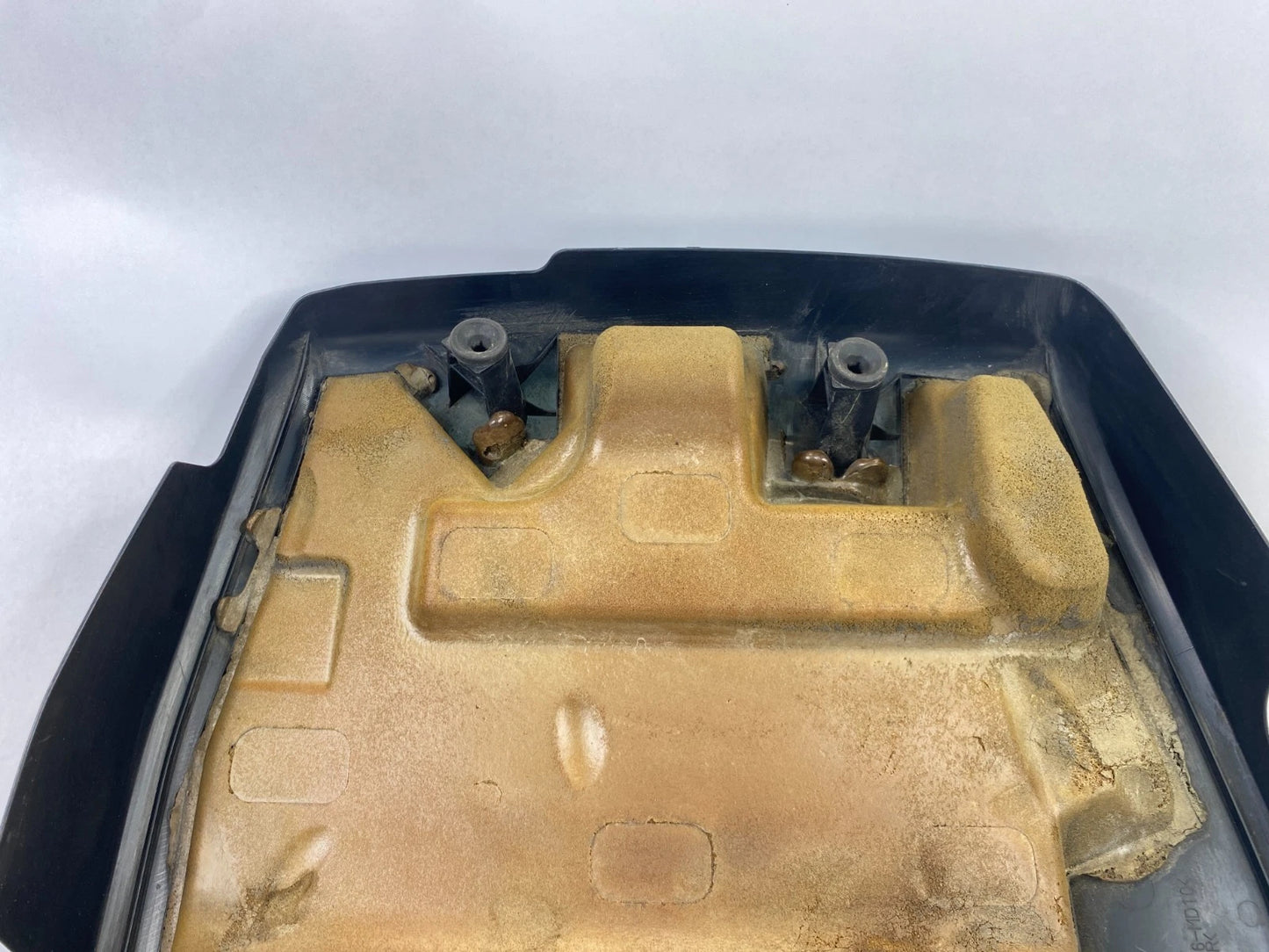 2010-2013 SUZUKI KIZASHI ENGINE COVER 2.4L TOP VALVE PLASTIC SHIELD OEM