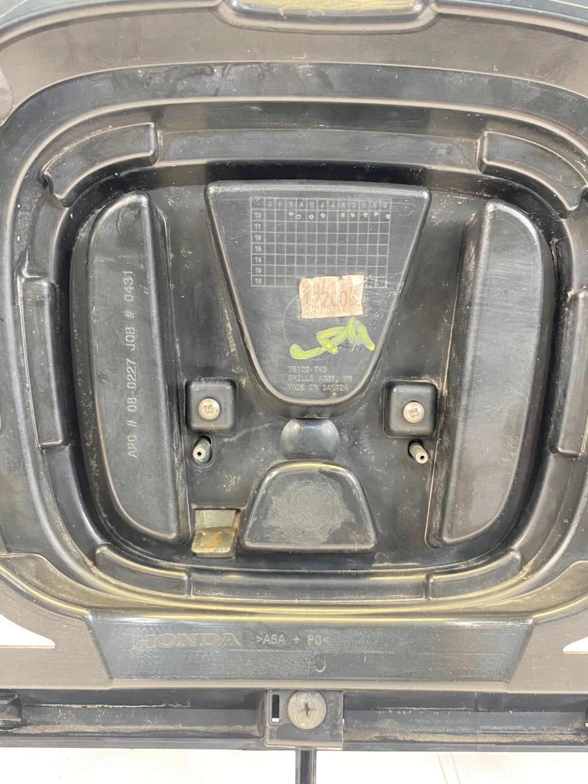 2011-2013 HONDA ODYSSEY FRONT BUMPER UPPER GRILL GRILLE ASSEMBLY & EMBLEM OEM