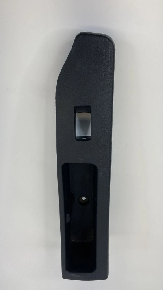 2004-2006 MITSUBISHI GALANT REAR LEFT SIDE DOOR WINDOW SWITCH BEZEL MR590875 OEM