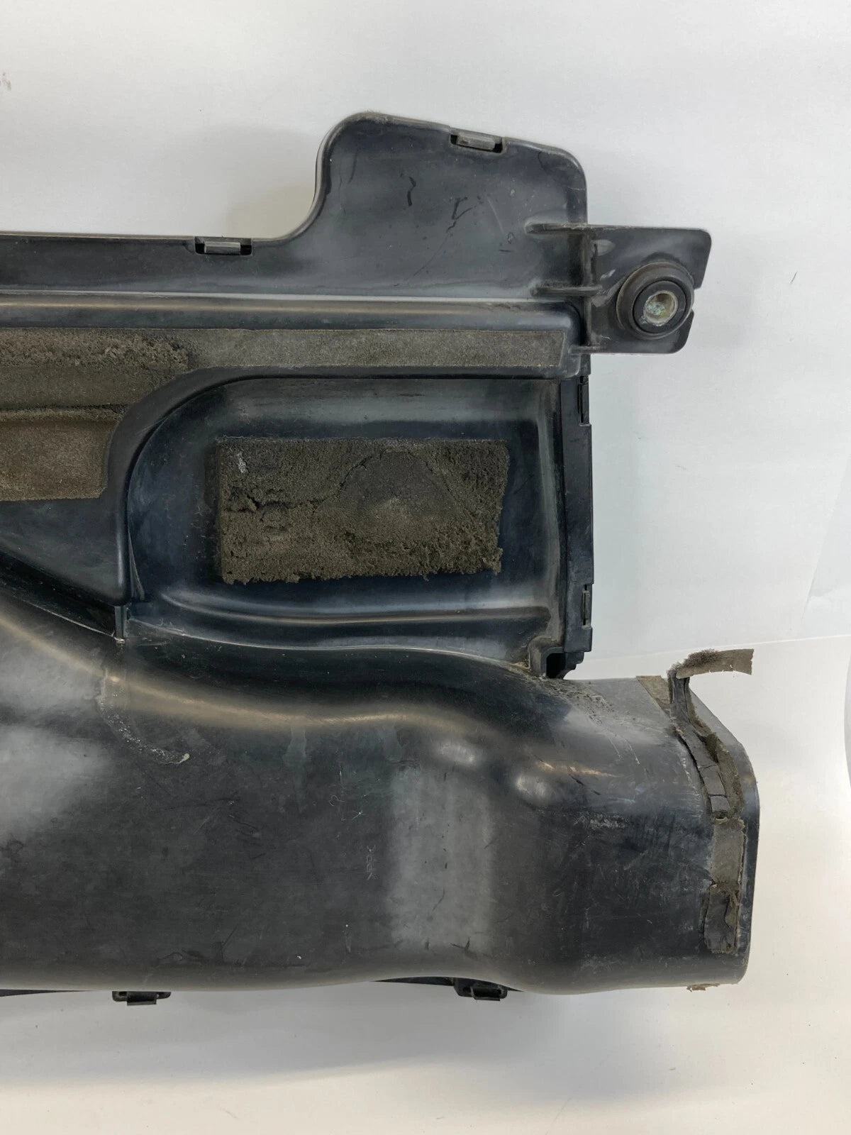 2006-2008 INFINITI M35 FRONT AIR INTAKE DUCT INTLET TUBE HOSE OEM 16554-EG000
