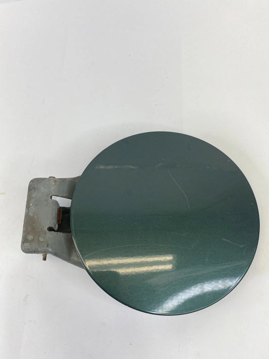 1998-2002 LINCOLN TOWN CAR FUEL FILLER TANK DOOR GAS LID COVER XF2D-9A095-AA OEM