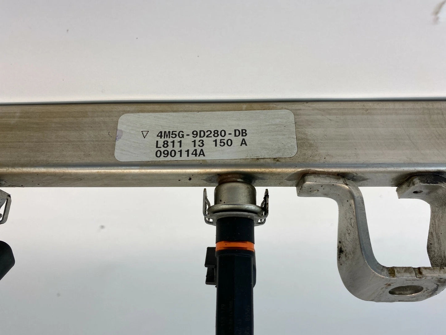 08-11 FORD FOCUS 13-20 FUSION FUEL INJECTION RAIL W/ INJECTORS 4M5G-9D280-DB OEM