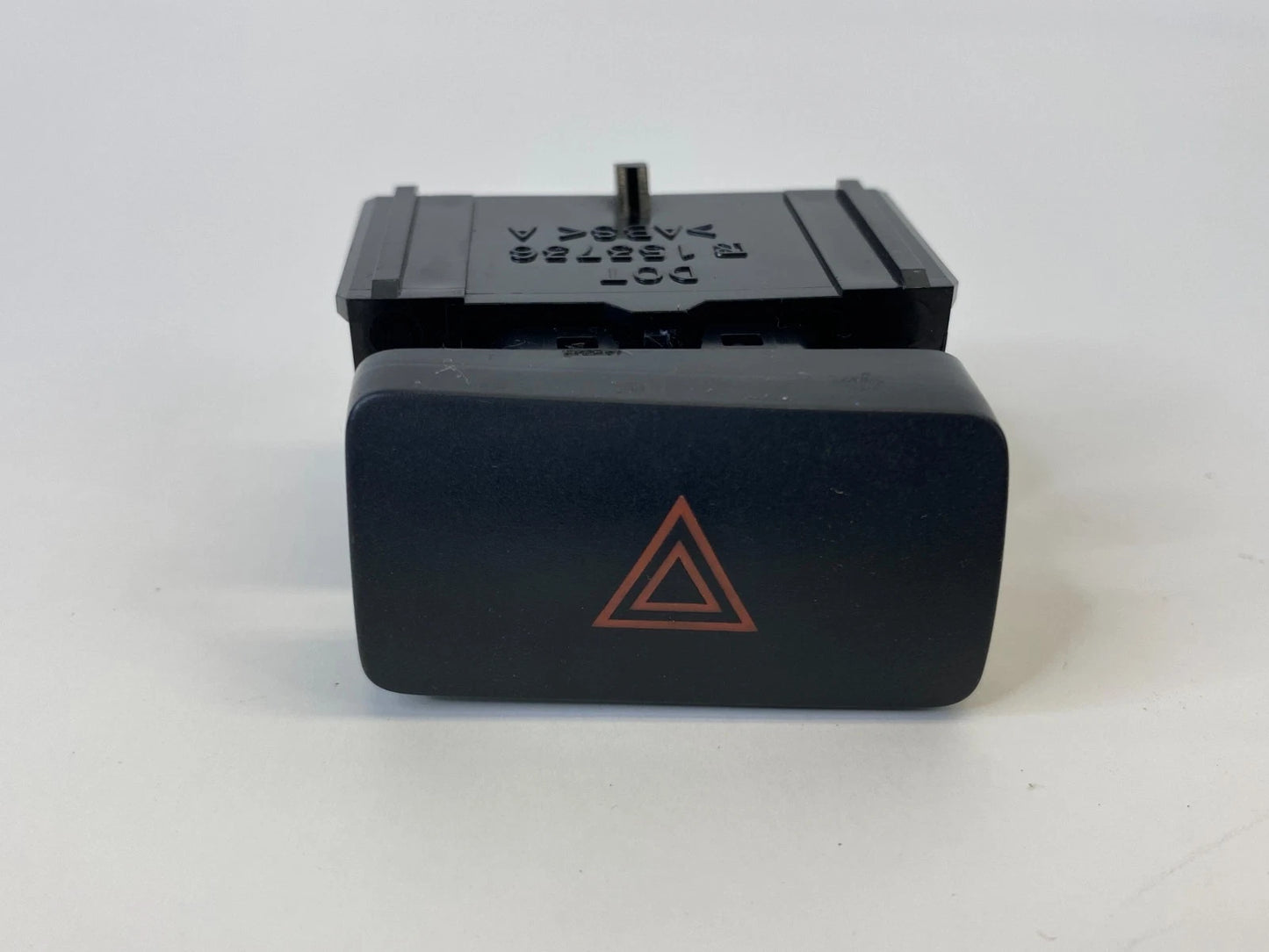 2003-2008 TOYOTA COROLLA HAZARD SWITCH WARNING LIGHT BUTTON CONTROL 153736