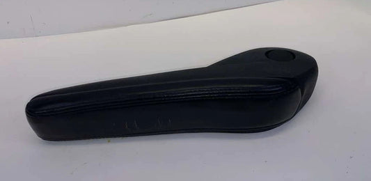 2011-2016 CHRYSLER TOWN & COUNTRY FRONT LEFT SEAT ARMREST ARM REST OUTER OEM