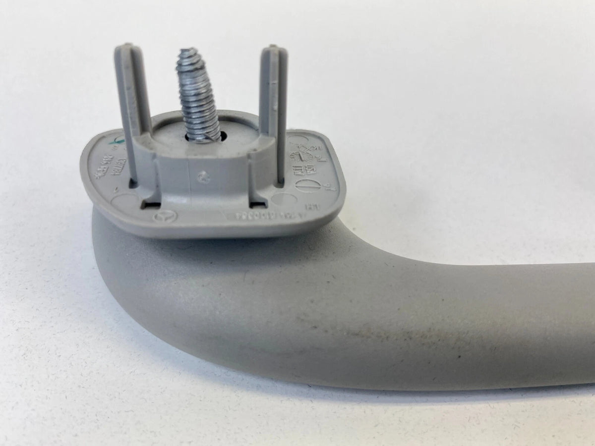 06-12 MERCEDES-BENZ R350 FRONT LEFT DRIVER ROOF GRAB HANDLE ASSIST A1648100354