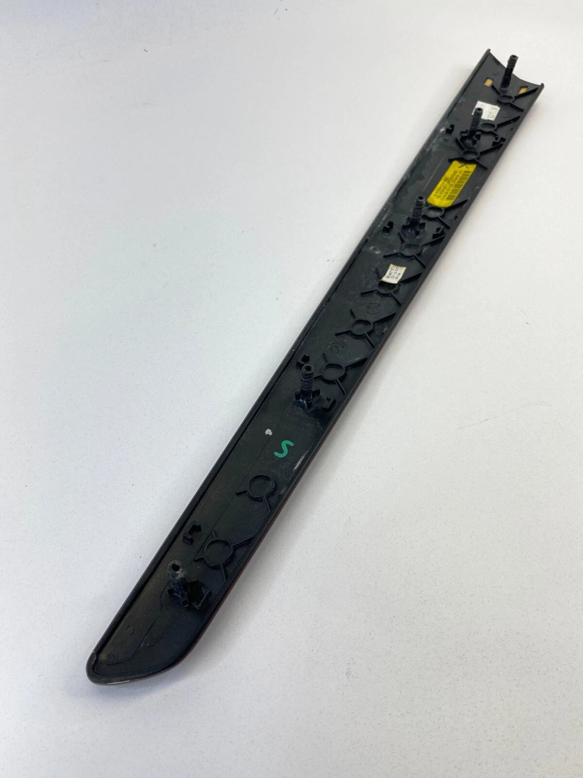 2006-2010 MERCEDES-BENZ R350 REAR RIGHT INTERIOR DOOR PANEL BEZEL COVER TRIM OEM