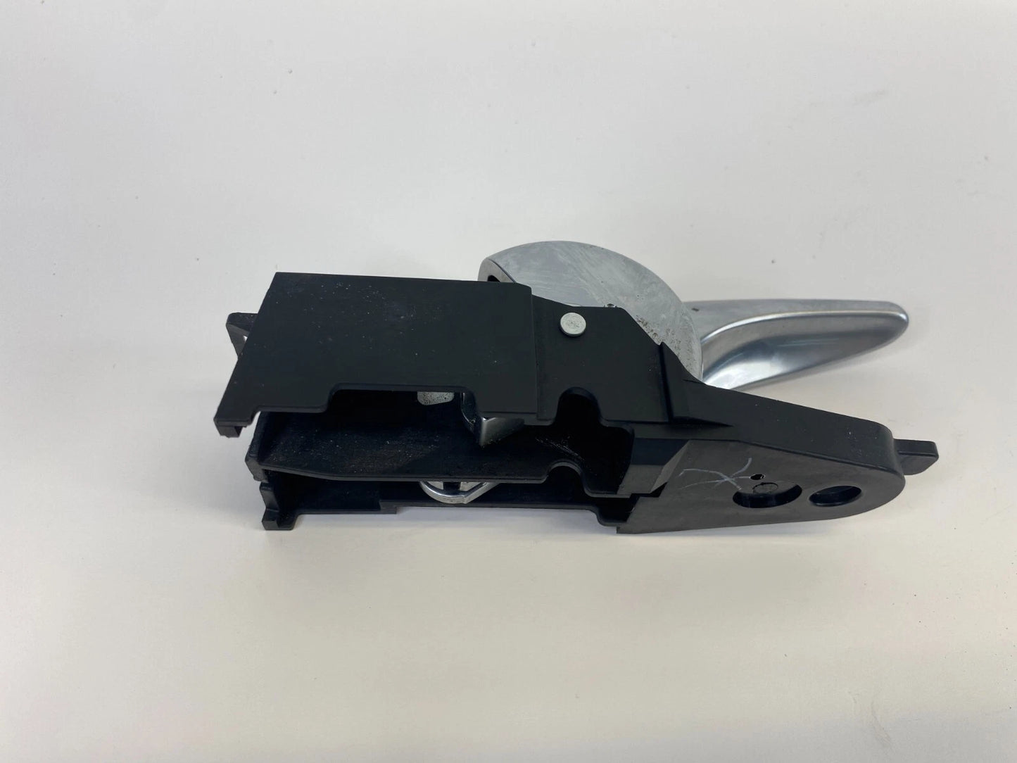 2013 2014 2015 2016 DODGE DART REAR RIGHT SIDE INNER DOOR HANDLE 186018461 OEM