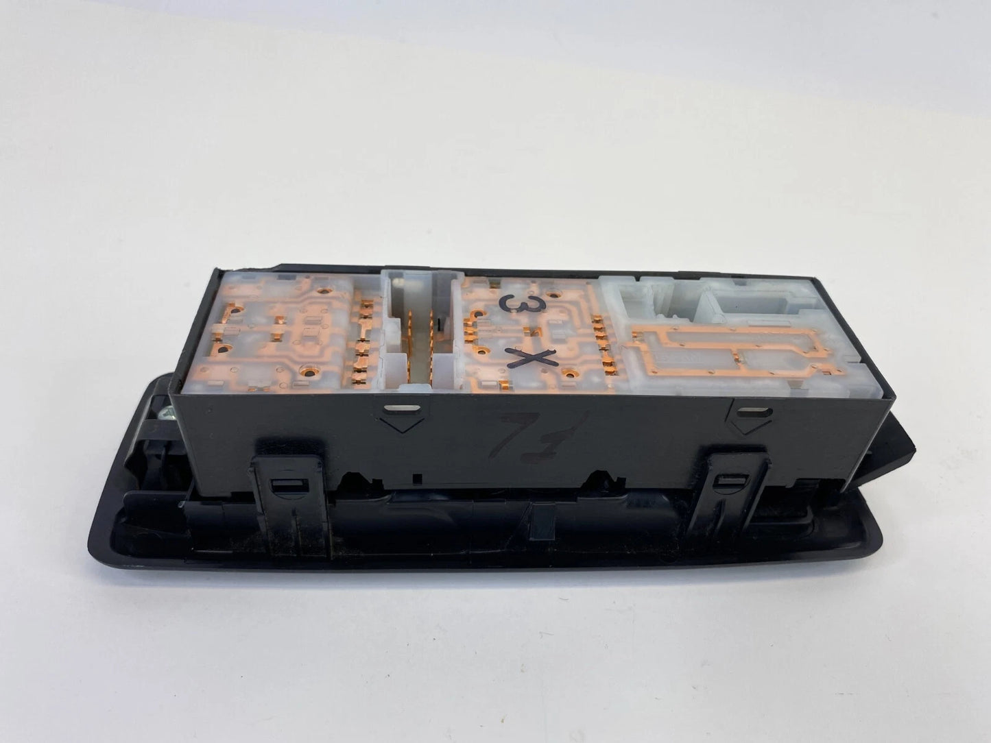 2011-2013 NISSAN ROGUE FRONT LEFT SIDE DOOR POWER MASTER WINDOW SWITCH OEM