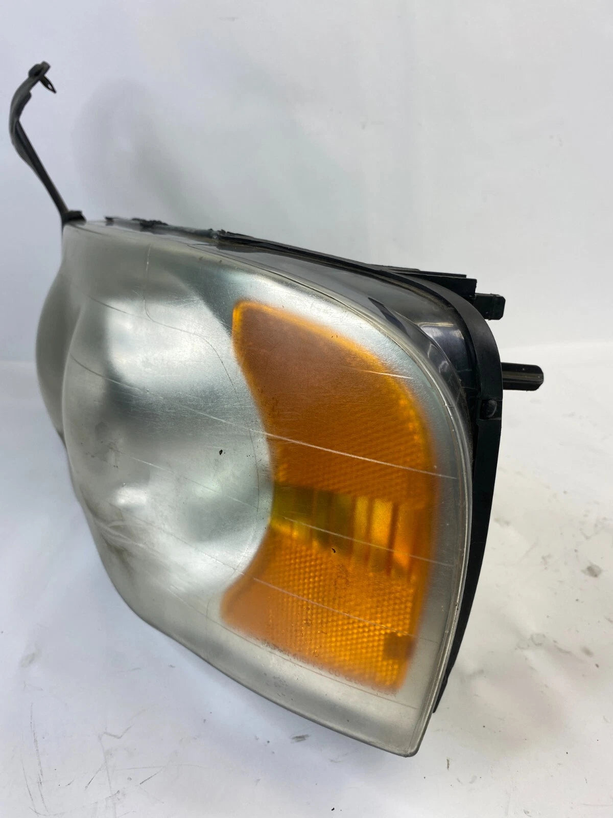 2003-2005 DODGE RAM 2500 LEFT FRONT DRIVER SIDE HEAD LIGHT LAMP 55077121AD OEM