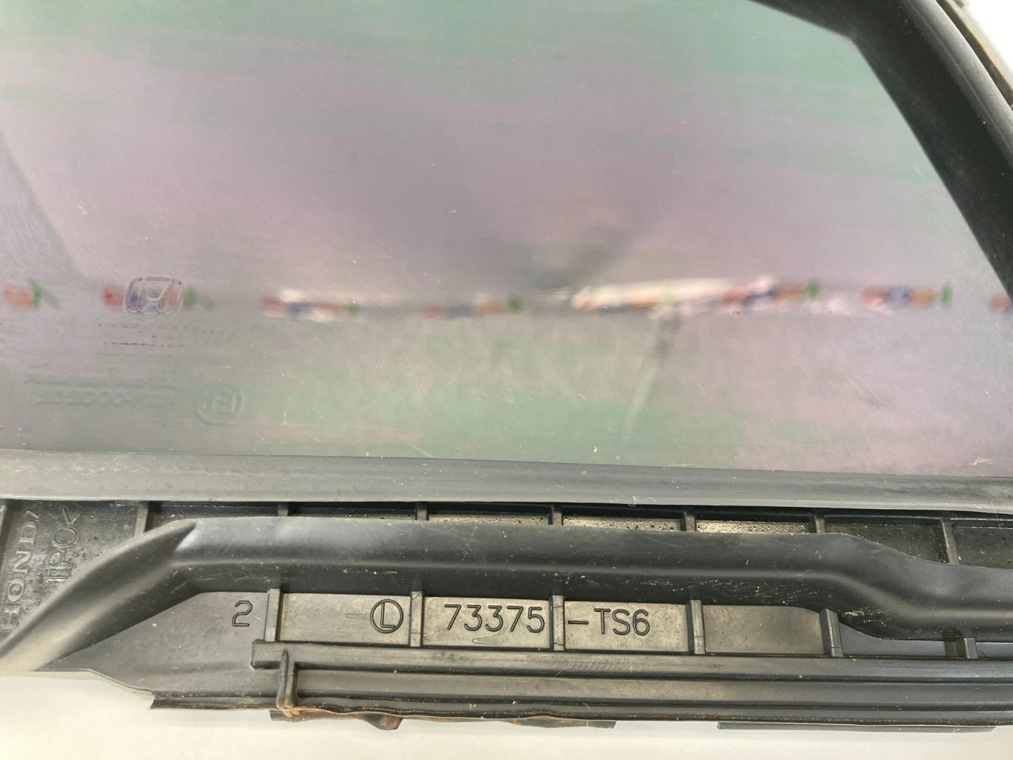 13-15 HONDA CIVIC FR LH DOOR CORNER FIXED WINDOW GLASS W/ WEATHERSTRIP 73375TS6