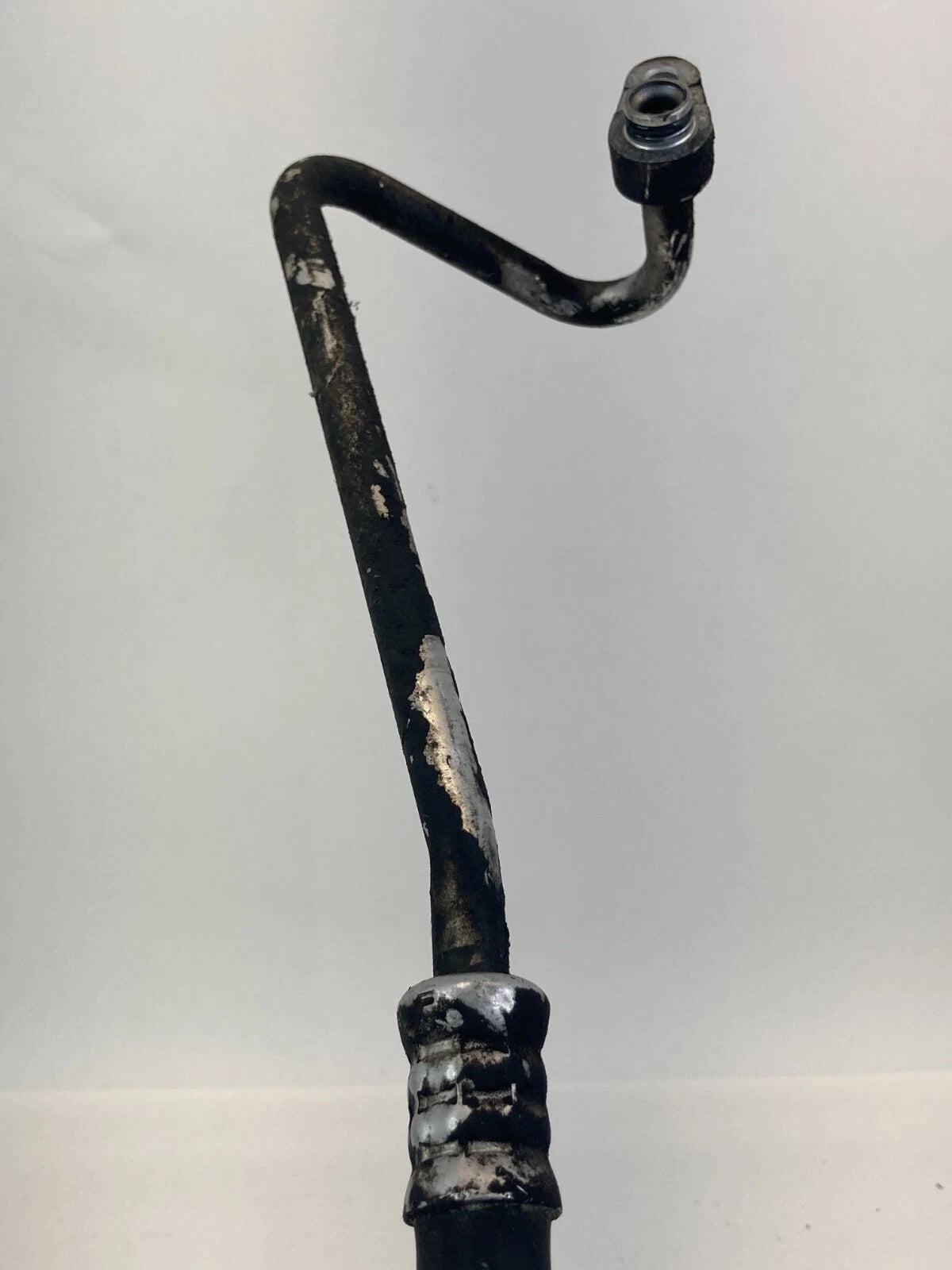 2004-2009 CADILLAC SRX BASE A/C REFRIGERANT DISCHARGE LINE HOSE TUBE 25735204