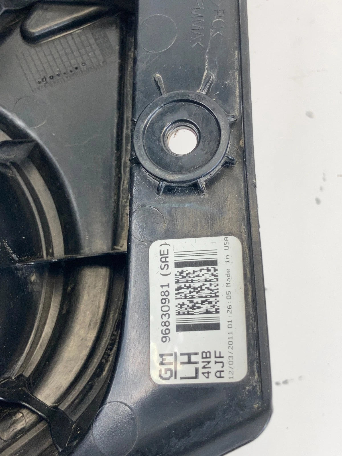 2012-2016 CHEVROLET SONIC SEDAN LEFT REAR TAILLIGHT LAMP ASSEMBLY 96830981 OEM