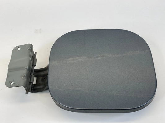 2013-2019 NISSAN SENTRA SEDAN 1.8L 16V FUEL FILLER DOOR GAS LID COVER OEM