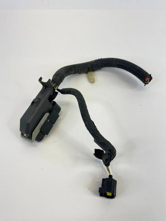 2010-2012 FORD TAURUS 3.5L AWD ABS ANTI LOCK BRAKE PUMP PLUG CONNECTOR RELAY OEM