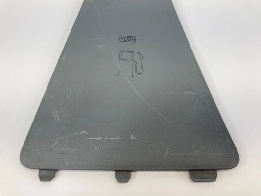 09-11 KIA BORREGO FRONT LEFT FUSE BOX GAS FILLER ACCESS COVER OEM 85736-2J110