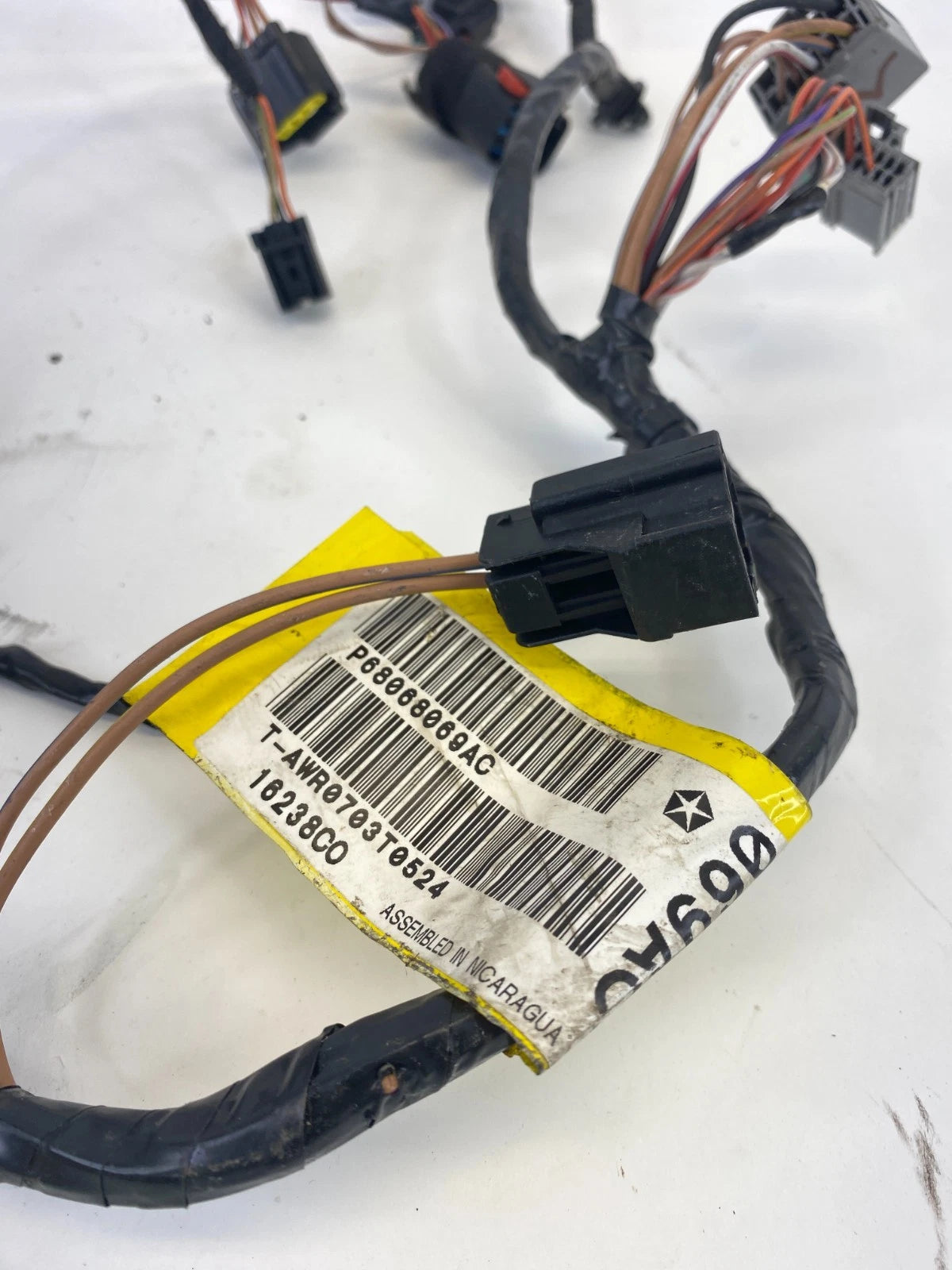 2011-2016 TOWN & COUNTRY LEFT REAR POWER SLIDING DOOR WIRE HARNESS 68068069AC