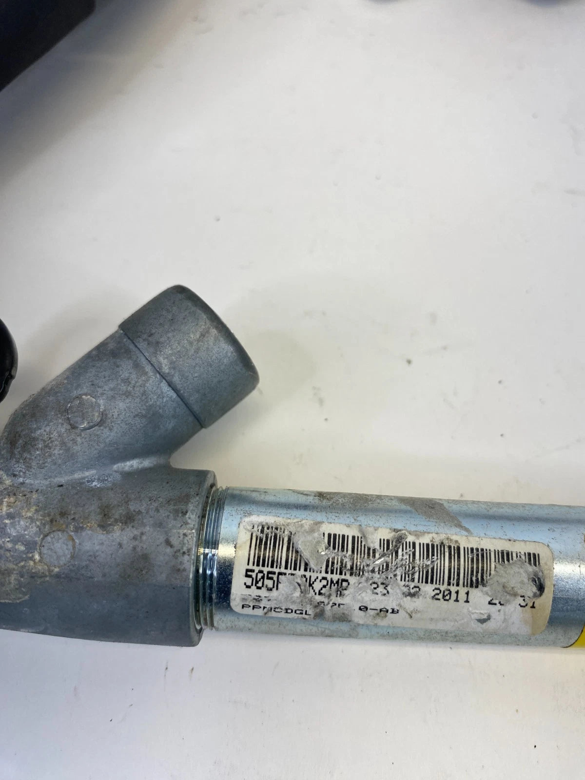 2010-2013 Buick LaCrosse Front Right Passenger Seat Belt Retractor OEM