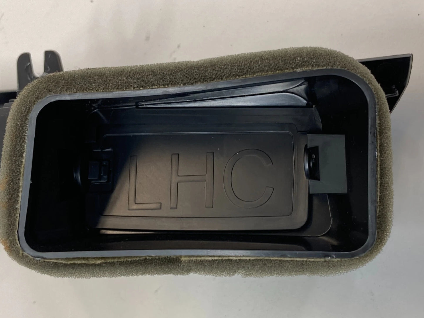 2010-2017 CHEVROLET EQUINOX DASH CENTER LEFT SIDE AC AIR VENT GRILLE 2880745 OEM