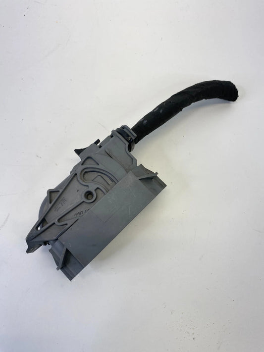2017-2020 HYUNDAI ELANTRA 2.0L A/T ABS ANTI LOCK BRAKE PUMP CONNECTOR PLUG OEM