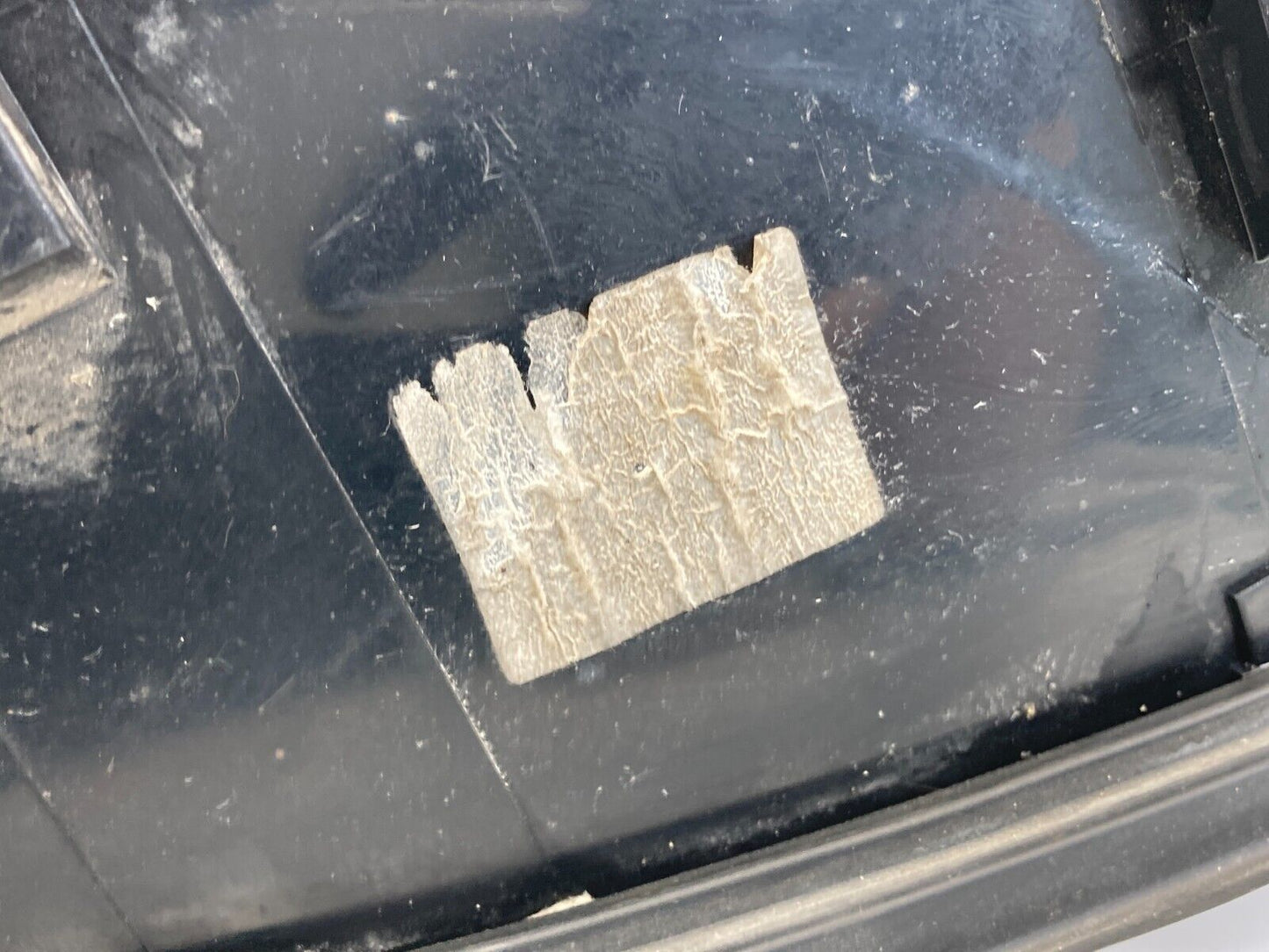 99-05 Pontiac Grand AM Sedan Rear Right Passenger Tail Light Taillight Lamp OEM