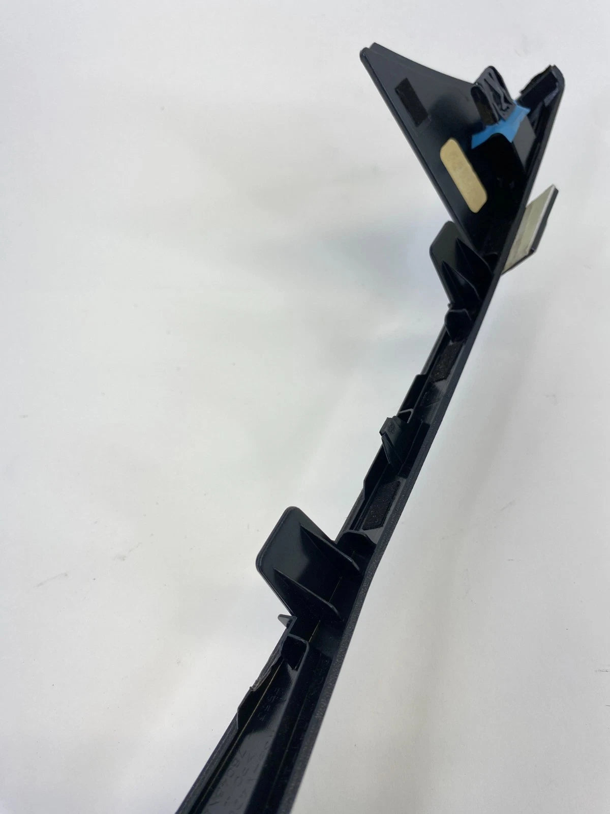 2016-2019 FORD EXPLORER INTERCEPTOR CENTER DASH RIGHT SIDE TRIM BEZEL MOLDING