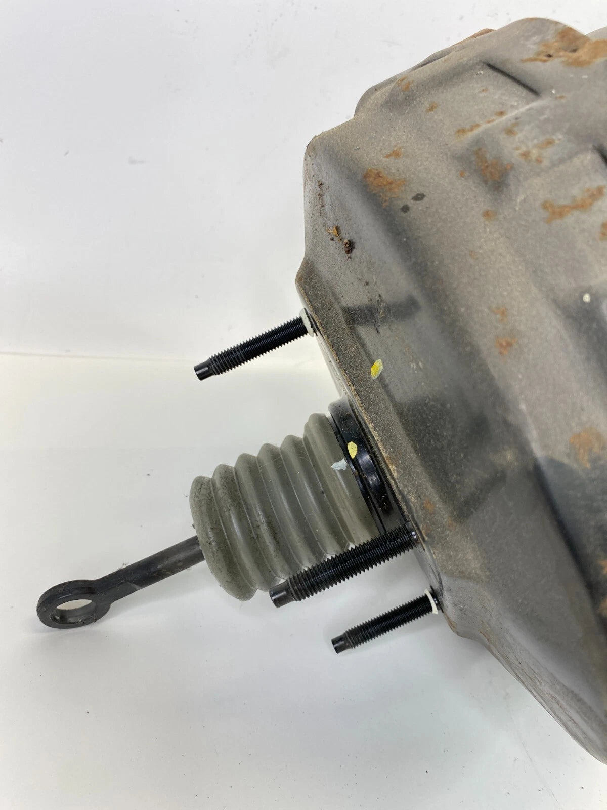 07 08 FORD ESCAPE 2WD POWER BRAKE BOOSTER & MASTER CYLINDER RESERVOIR 9L842B195F