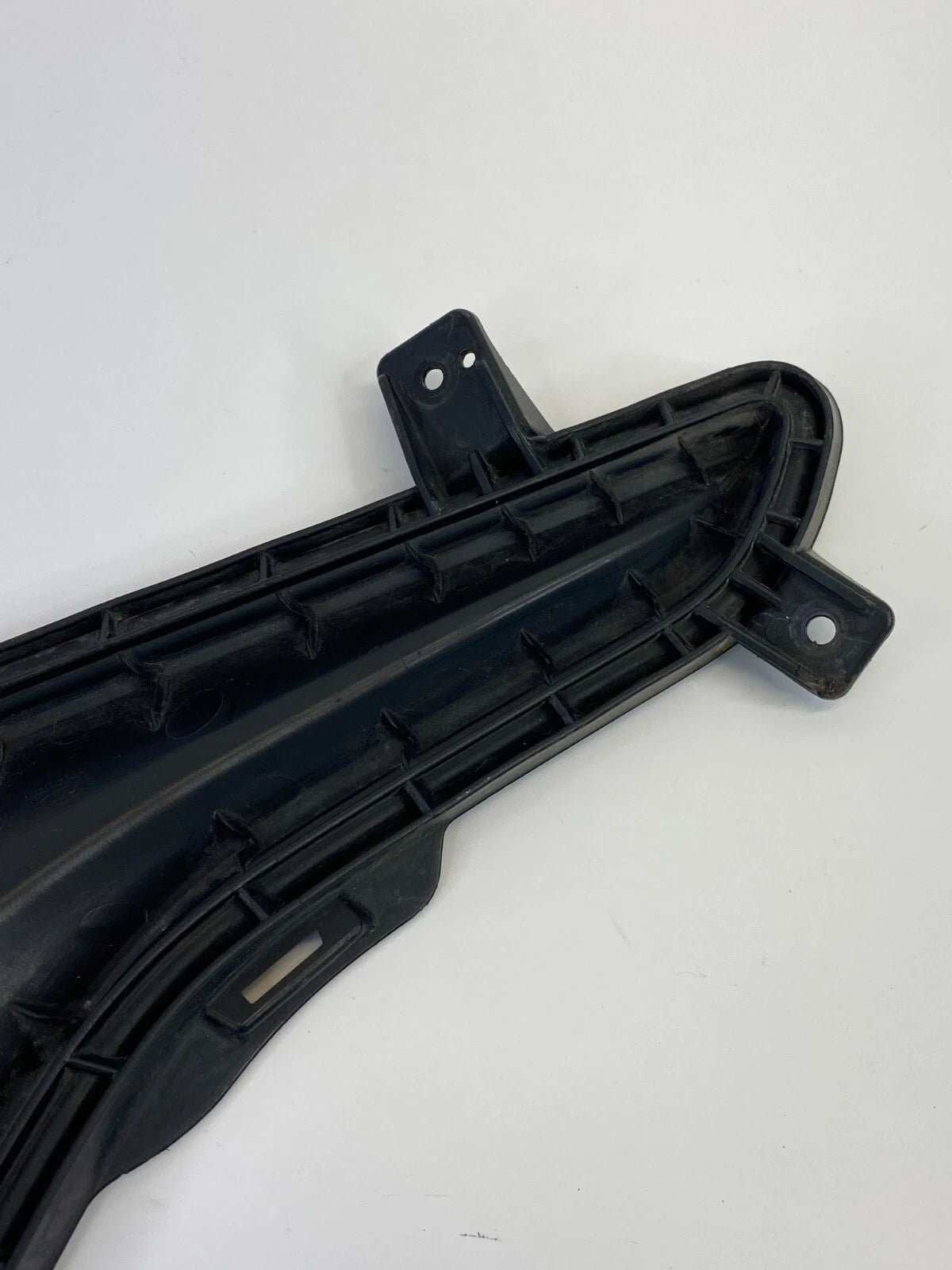 14-16 HYUNDAI ELANTRA FRONT RIGHT FOG LAMP BUMPER BLANK HOLE COVER 86564-3Y500