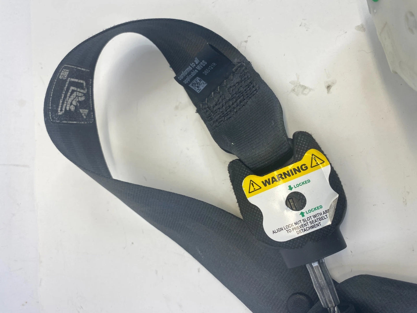 2011-2014 HYUNDAI SONATA SEAT BELT RETRACTOR FRONT RIGHT OEM FACTORY 34098740G