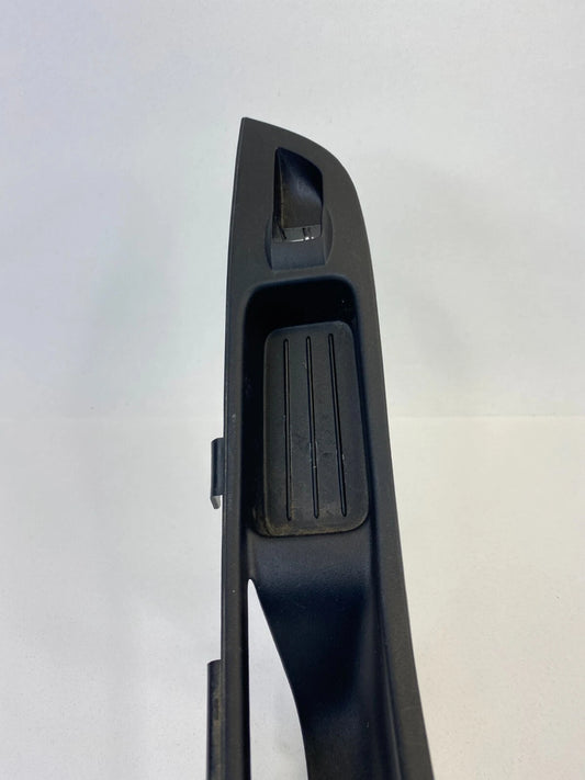 2012-2018 FORD FOCUS FRONT RIGHT DOOR WINDOW SWITCH BEZEL PANEL BM51240A4A OEM