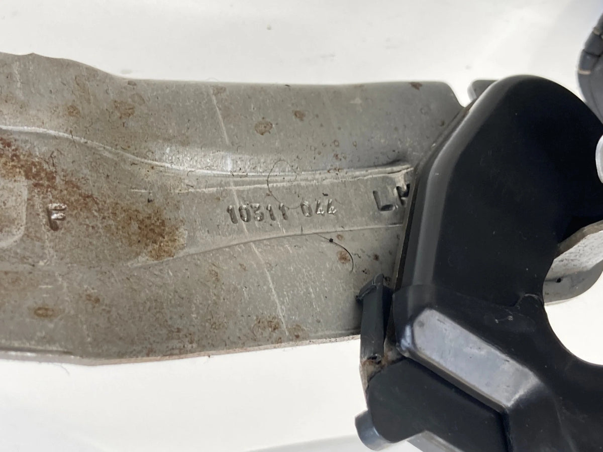 2010-2013 BUICK LACROSSE CENTER CONSOLE LID ARMREST ASSEMBLY BLACK OEM